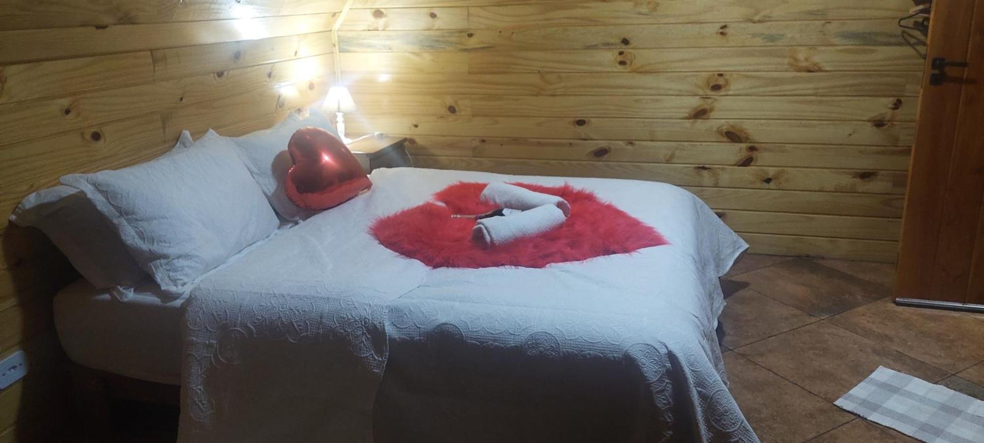 Chale Com Hidromassagem Da Vick Hotel กังโปสดูจอร์เดา ภายนอก รูปภาพ